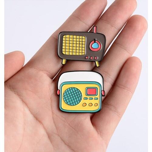 Daily Use Enamel Brooch Cute Semiconductor Radio Design Enamel Lapel Pins Jewelry Button Pin Gifts for Students Accessory NEW