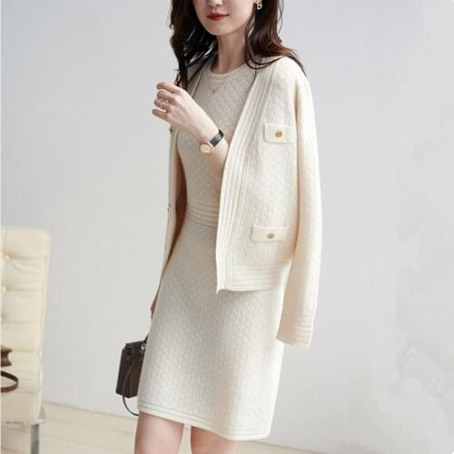 Hot sale Double-sided jacquard metal buckle cashmere wool knitted dress jacket suit female autumn winter two-piece set suit
