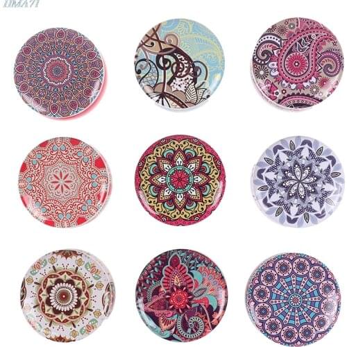 Scented candles with flowers Tin Can Fragrance Handmade Scented Candle Natural Soy Wax Home Decoration 1Pc