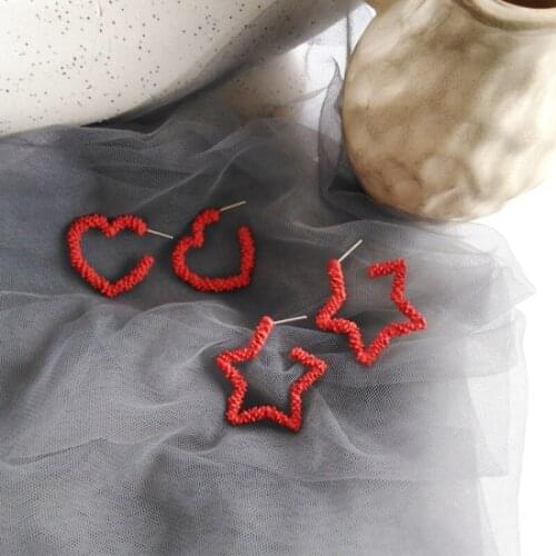 2020 happy New Year, red stars stud earrings fashion aesthetic love shape personality earrings jewelry accessories