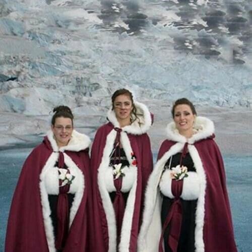 Vintage Bridal Wedding Hooded Cloak Cape Coat Faux Fur Hemmed Floor length Winter Hoody Satin shawl cloak