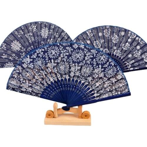 1Pcs Classical flower design Chinese style blue fabric hand fan with dyed blue bamboo frame Wedding Party Favor Random Color