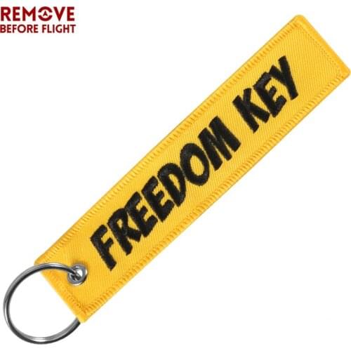 Remove Before Flight Freedom Key Ring for Cars Racing Key Chain Yellow Embroidery Key Chains Fashion Aviation Keychain Gifts