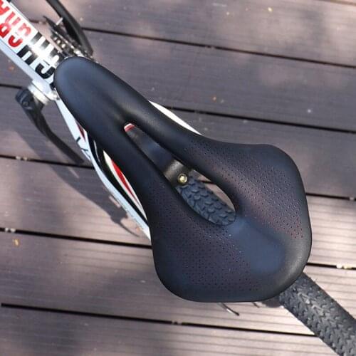 Bicycle Cushion Short Nose Leather Cushion Hollow Cushion Road Bike Ultra Light Cushion Mountain Bike Bicycle Accessories