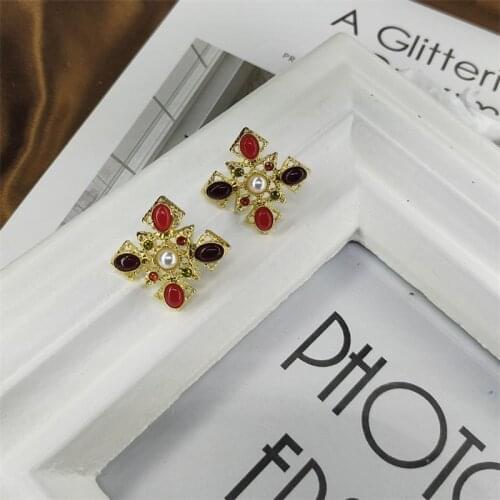 Of Qingdao Europe and the United States jewelry antique baroque resin cross jewel-encrusted female 925 silver earrings
