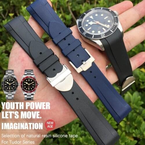 22mm Rubber Silicone Watch Strap Black Blue Watch Band Suitable for Tudor Black Bay IWC Omega Seamaster Bretling Watch