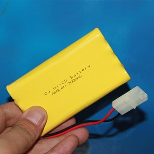 New hot Remote control car battery pack 9.6V Ni MH charging childrens toys Daejeon Palace 2P connector 700mAh special