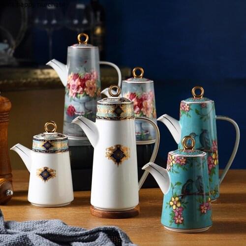 European Exquisite Ceramic Oil Pot Gilt Painted Vinegar and Oyster Sauce Bottle Kitchen Seasoning Storage Bottle Home Decoration