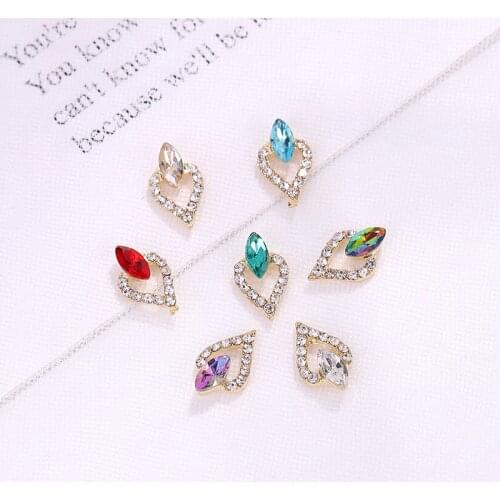 10PCS New Arrival Hollow Heart Rhinestones Super Fashion Glitter Nails Charms Jewelry Accessories for 3D Nail Art Decoration Hot