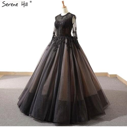 Black Boat Neck Handmade Flowers Wedding Dresses 2020 Fashion Long Sleeves Vintage High-end Bridal Gowns Real Photo