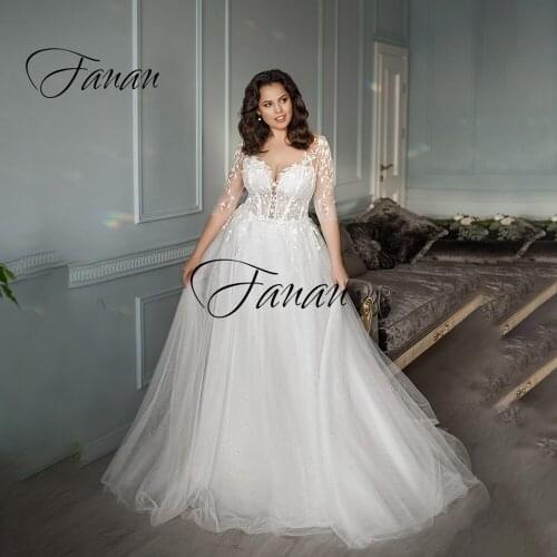New Sexy O-Neck Deep V See-Through Wedding Dress Half Sleeve Lace Appliques A-Line Spotted Bridal Gown robe de soirée de mariage