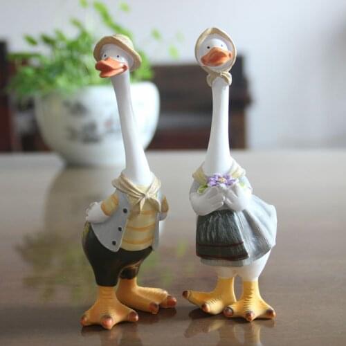 2021 New Creative Cartoon Parent-Child Duck Ornaments Resin Animal Painted Sculpture Crafts Cute Ornaments