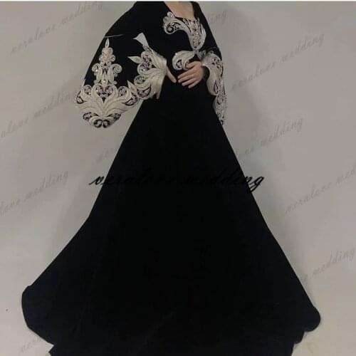 Formal Black Arabic Evening Dress A Line Long Flared Sleeves Prom Gowns Women Albanian Celebrity Party robe de soirée de mariage