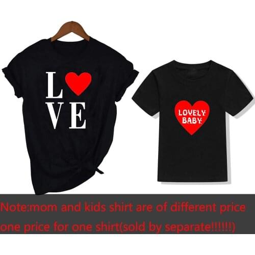 LOVE Family Matching Outfits Father Daughter Son Clothes Look Tshirt Dad and Me Dad Baby Kids Clothes Father Baby Tops 1PC