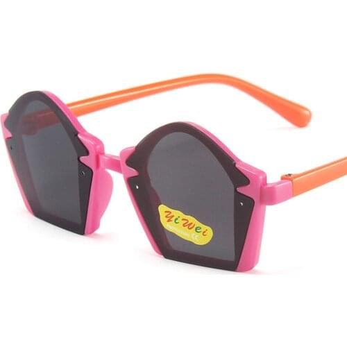 2021 Cartoon Lovely Kids Sunglasses Irregular Frame Girls Children Sun Glasses Retro Street Beat Baby Boy Eyeglasses Cute Shade