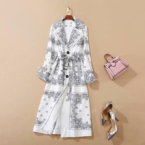 Womens European and American clothing 2021 autumn new style Long-sleeved suit collar with fashionable print lace-up Trench coat