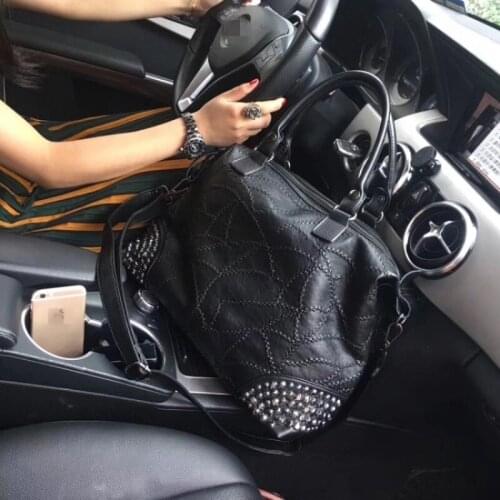 Vintage Rivet Design High Capacity Shoulder Tote Handbag Female Zipper Soft Real Leather Bags Fashion Brand Office Crossbody Bag