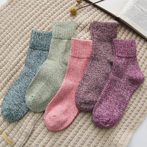 5Pairs/lot New Witner Thick Warm Wool Women Socks Snow Pattern Vintage Christmas Socks Colorful Socks Gift Free size YM7031