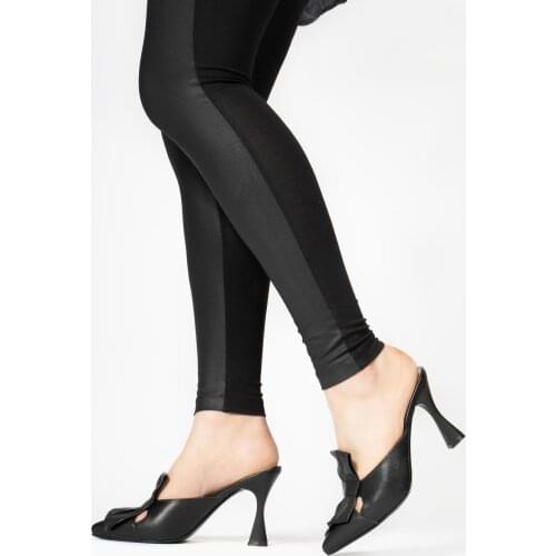 CZ London Women 'S Black Slippers