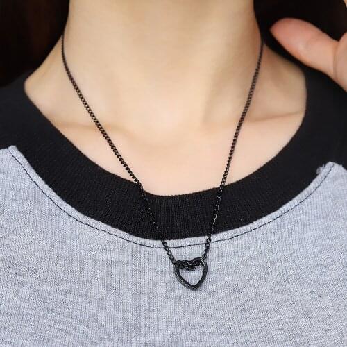 Necklace for Women Fashin Love Chokers Hollow Heart-shaped Long Custom Necklace Dainty Pendant Statement Couple Gift Necklace