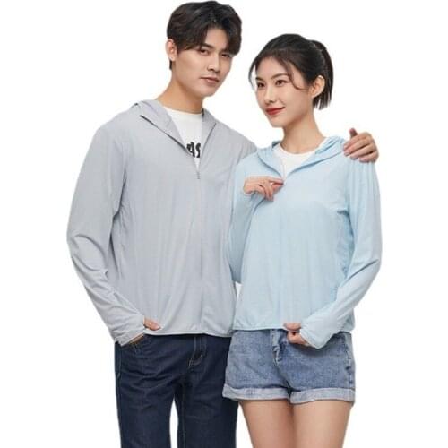 Outdoor Couple Hooded Sunscreen Clothing 2021 New Simple Men and Women Lightweight Breathable Sunscreen Clothes Anti-ultraviolet
