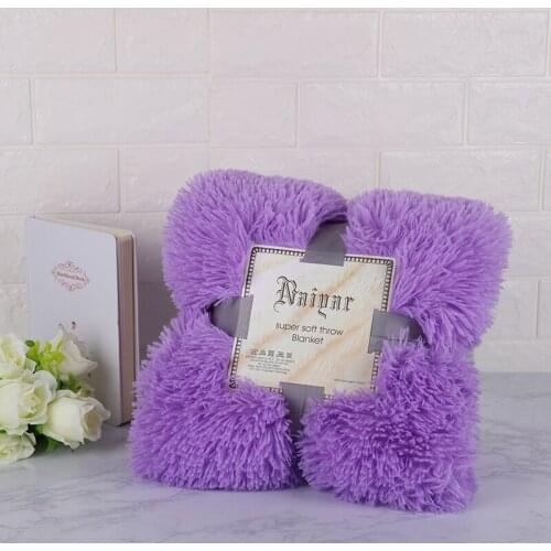 Soft Fur Throw Blanket on the Couch Long Shaggy Fuzzy Fur Faux Bed Sofa Blankets Warm Cozy With Fluffy Sherpa