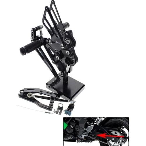 CNC Del Motociclo Pedane Regolabili Posteriori Set Spina Del Piede For Yamaha FZ09 MT09 MT 09 MT-09 2013 2015 2016