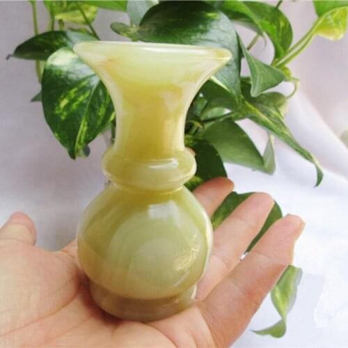Natural Afghan White Jade Vase Ornaments with Woven Silk Texture Calcite Jade Vase Ornaments