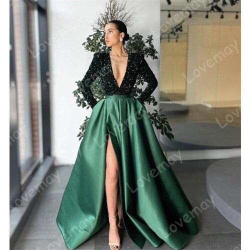 2021 Dark Green Elegant Evening Dresses With Long Sleeve Dubai Arabic Sequins Satin Prom Gown Party Dress Deep V-Neck High Split