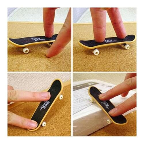 1PC Kids Children Mini Finger Board Fingerboard Skate Boarding Toys Children Gifts Party Favor Toy