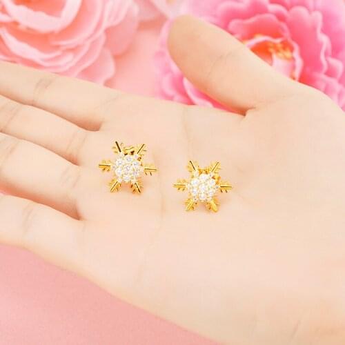 Fashion 24K gold snowflower shape Stud Earrings For Women White Zirconia Earrings Wedding Party Jewelry Earings Indian Bijoux