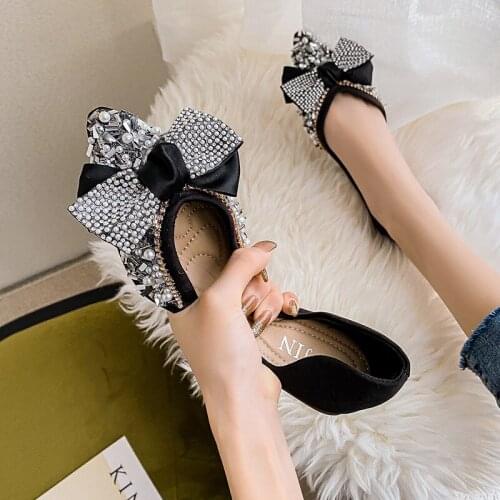 Single Shoes for Women 2021 New Style Pearl Fairy Shoes Flat Banquet Driving Pointed Toe Large Size Womens Designer Shoes 41-43