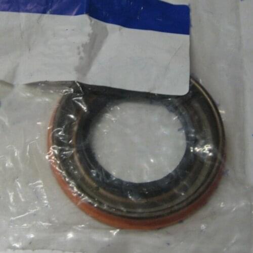 CAR seal ring 2003-2006 vol voxc90 s80 half shaft oil seal right side transmission oil seal coupling oil seal shaft seal ring