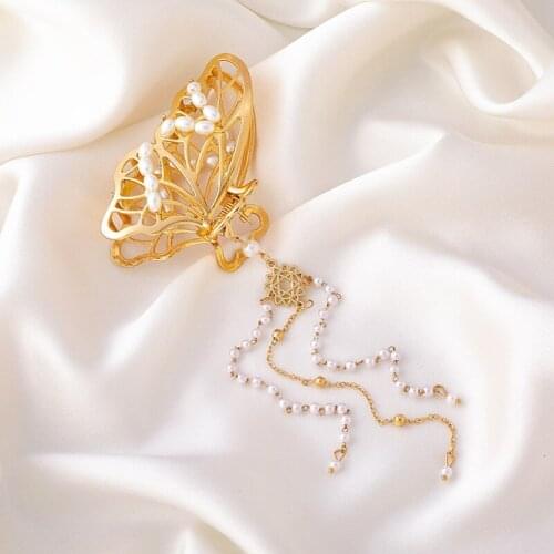 Gold Color Butterfly Hair Claws 2021 New Long Pearls Tassel Hair Clip Women Back Head Clip Headdress Bath Hearwear Accessories
