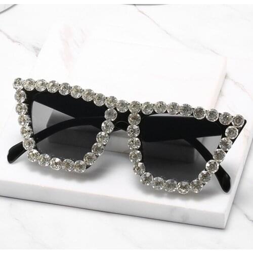 Vintage Colorful Diamond Oversized Cat Eye Sunglasses Women 2020 Big Frame Luxury Crystal Sun Glasses Rhinestone Shades UV400