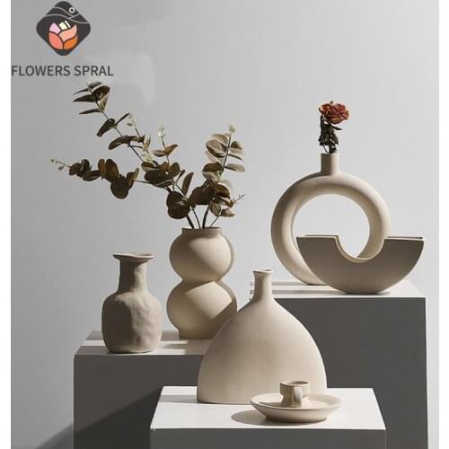Nordic Ceramic Vase Home Decoration Dried Flower Flower Arrangement Creative Art Living Room Decoration Vase Desktop Decoration
