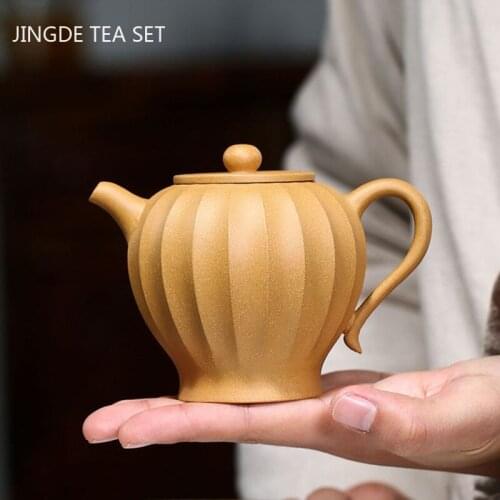 Chinese Yixing Tea Pot Handmade Purple Clay Teapot Raw Ore Golden Section Mud Kettle Teaware Chinese Tea Ceremony Gifts 220ml