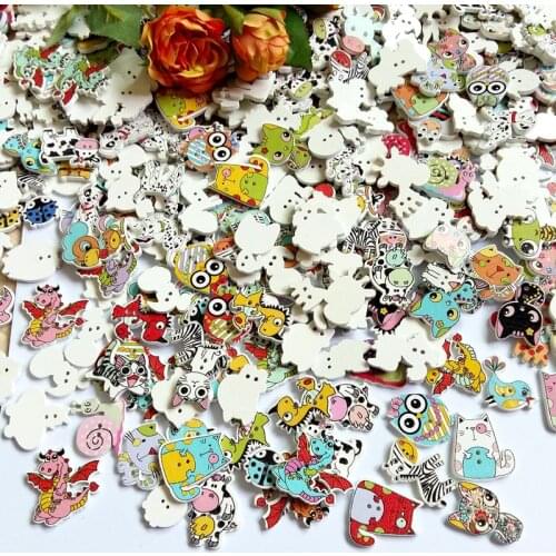 50pcs/lot Random Mixed cartoon Animals buttons Lovely Decorative Sewing Wood Buttons Crafts accessories Scrapbook 2 Holes