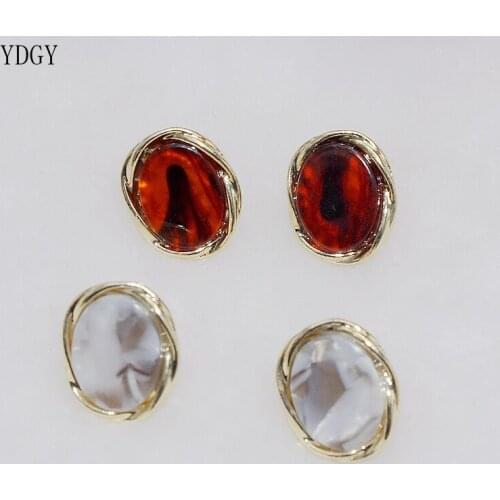 Anti allergy Earrings simple personality retro elegant color earrings with oval temperament exaggerated round sweet Earrings