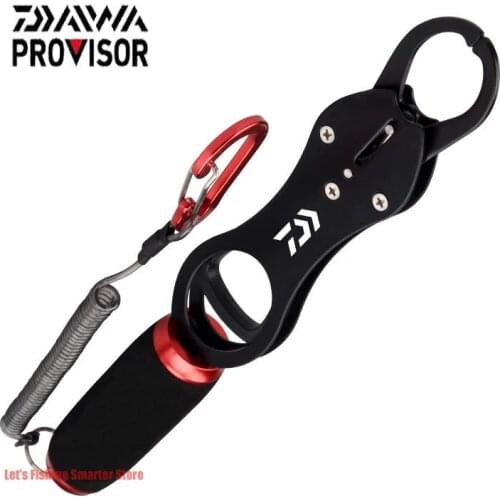 2021 New Hand Grip DAIWA Fishing pliers Portable Stainless Steel Fishing Grip Hook Lip Gripper Fish Grip Hook Fishing Tools