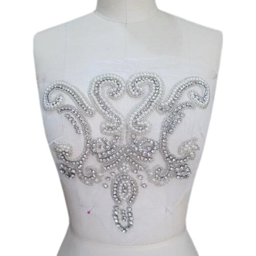 Hand Beaded Custom Made Appliqued Silver White Sew on Crystals Rhinestones Applique Patch For Wedding Lace Costumes Dress Gowns