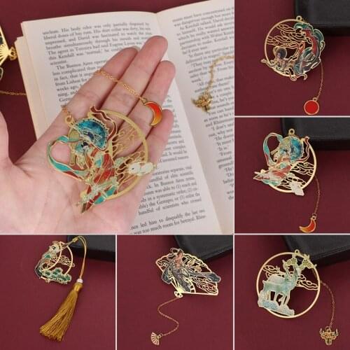 1PC Chinese Style Dunhuang Mural Retro Carving Brass Bookmarks With Tassel Pendant Hollow Out Metal Book Clips Student Gifts