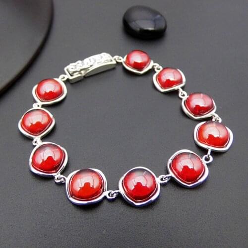 S925 Sterling Silver Retro Thai Silver Garnet Bracelet Vintage Fashion Ladies New Atmosphere Women Bracelet