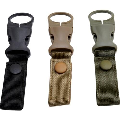 Multifunctional outdoor water bottle buckle water bottle holder clip