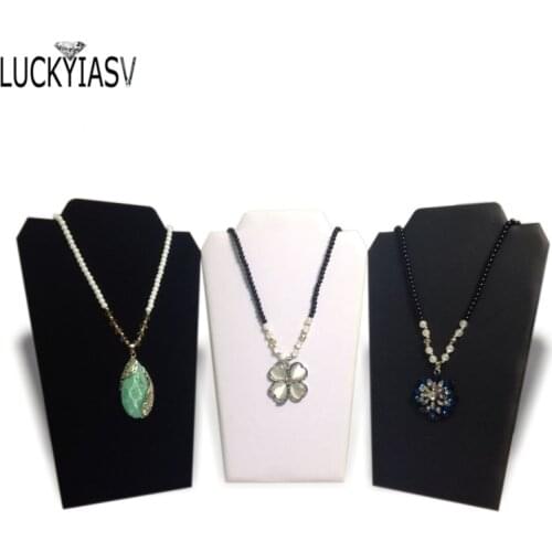 Folding Necklace Display Plate Pendant Rack Leather Jewelry Display Stand Necklace Holder Jewelry Display Stand 20*32cm