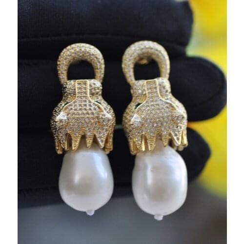 P7579 20mm White Black Keshi Pearl Dragon CZ Stud Earrings