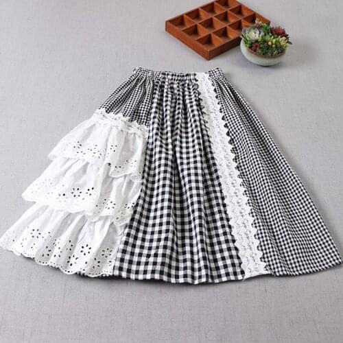 2021 new summer and autumn Japan style black and white plaids skirt patchwork lace A-line sweet skirt