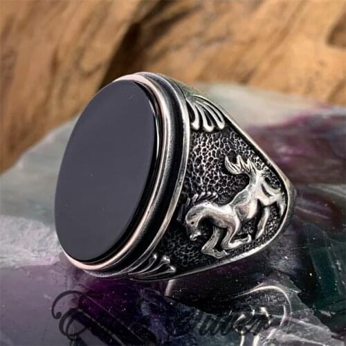 Classic Vintage Black Stone Ring For Women Male Carved Pony Shape Classical Wide Ring Couples Hip Hop Party Punk Jewelry Gift