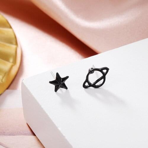 2020 New Trendy Simple Star Planet Shape Earrings for Women Wild Hollow Out Stud Earrings Party Female Jewelry Accessories