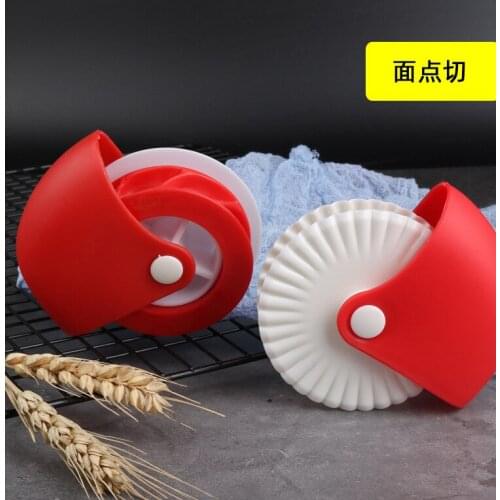 Kitchen Accessory Manual Cutting Wheel Roller Wheel Pastry Biscuit Dough Knife Cutting Machine Baking Tool Kitchen Gadgets
